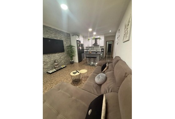 Apartamento - Segunda Mano - Elche - 123R-94197