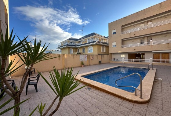 Apartamento - Segunda Mano - Los Montesinos - Los Montesinos