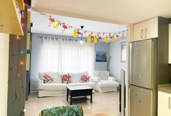 Apartamento - Segunda Mano - Torrevieja - 123R-82261
