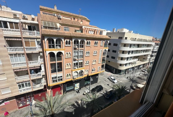 Apartamento - Segunda Mano - Torrevieja - Center