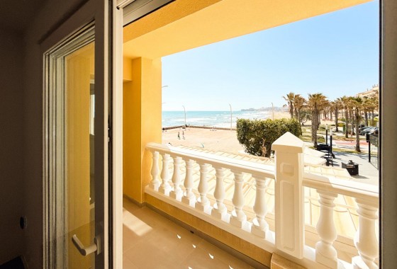 Apartamento - Segunda Mano - Torrevieja - La Mata pueblo