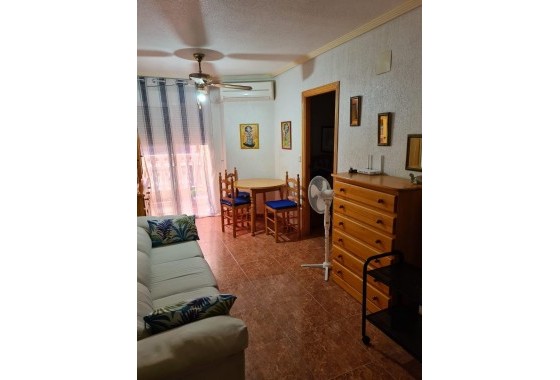 Apartamento - Segunda Mano - Torrevieja - Playa del cura