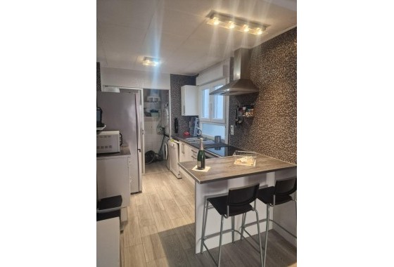 Apartamento - Segunda Mano - Torrevieja - Playa del cura