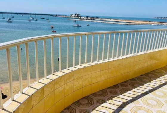 Apartamento - Segunda Mano - Torrevieja - Torrevieja