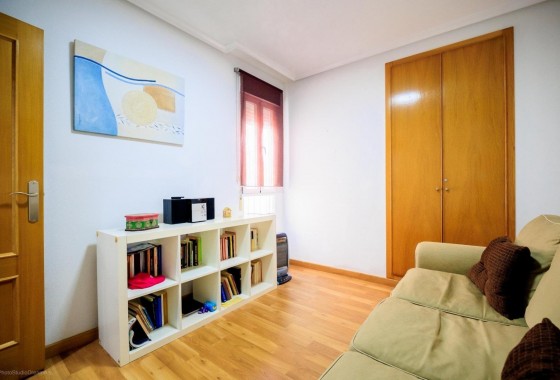 Apartamento - Segunda Mano - Torrevieja - torrevieja