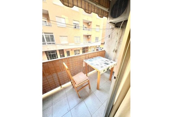 Apartamento - Segunda Mano - Torrevieja - torrevieja