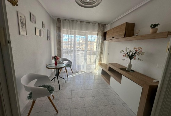 Apartamento - Segunda Mano - Torrevieja - torrevieja