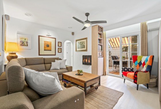 Apartamento - Segunda Mano - Torrevieja - Torrevieja