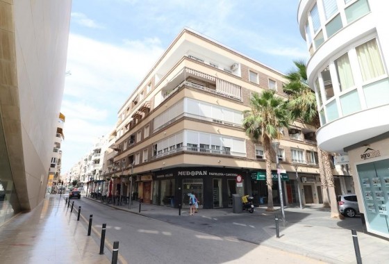 Apartamento - Segunda Mano - Torrevieja - torrevieja
