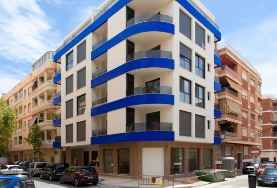 Apartment - Resale - Torrevieja - 123M-11169