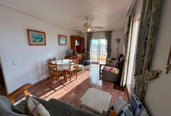Apartment - Resale - Torrevieja - 123R-20492