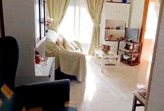 Apartment - Resale - Torrevieja - 123R-65522