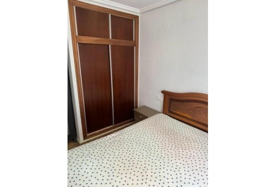 Apartment - Resale - Torrevieja - 123R-83299