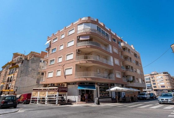 Apartment - Resale - Torrevieja - Aguas nuevas 1