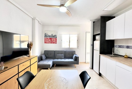 Apartment - Resale - Torrevieja - Centro