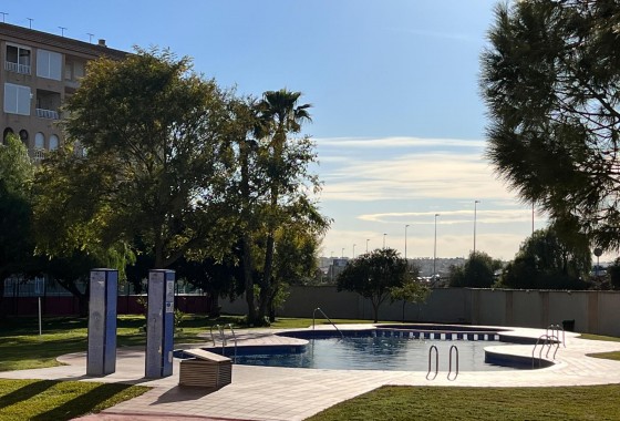 Apartment - Resale - Torrevieja - Centro