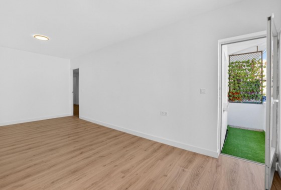 Apartment - Resale - Torrevieja - Centro