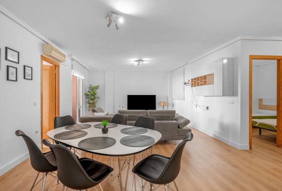 Apartment - Resale - Torrevieja - Costa Blanca