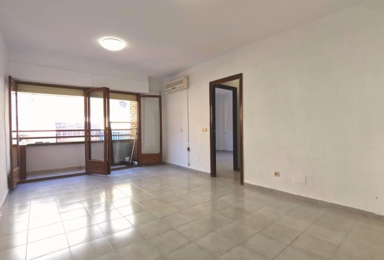 Apartment - Resale - Torrevieja - Estacion de autobuses