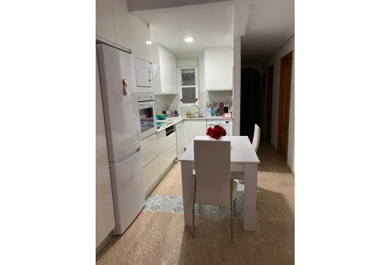 Apartment - Resale - Torrevieja - Estacion de autobuses