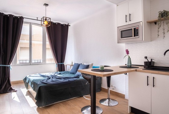 Apartment - Resale - Torrevieja - Estacion de autobuses