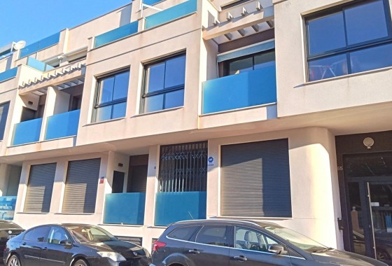 Apartment - Resale - Torrevieja - Estacion de autobuses