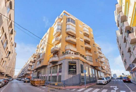 Apartment - Resale - Torrevieja - Habaneras