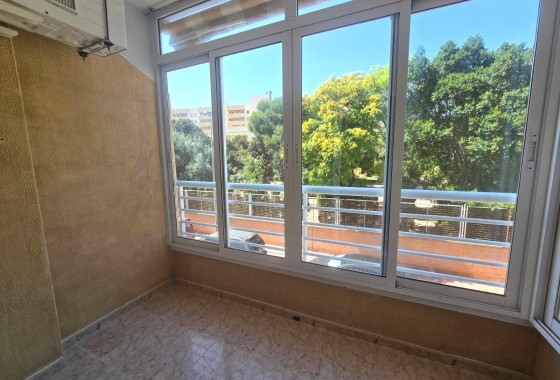Apartment - Resale - Torrevieja - Habaneras