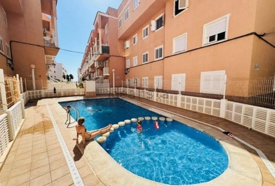 Apartment - Resale - Torrevieja - La Mata pueblo