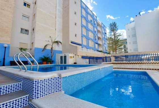 Apartment - Resale - Torrevieja - Playa de los Locos