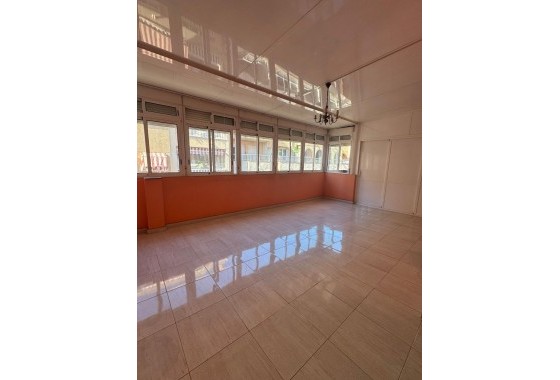 Apartment - Resale - Torrevieja - Playa de los locos