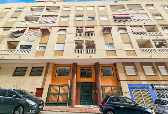 Apartment - Resale - Torrevieja - Playa del cura