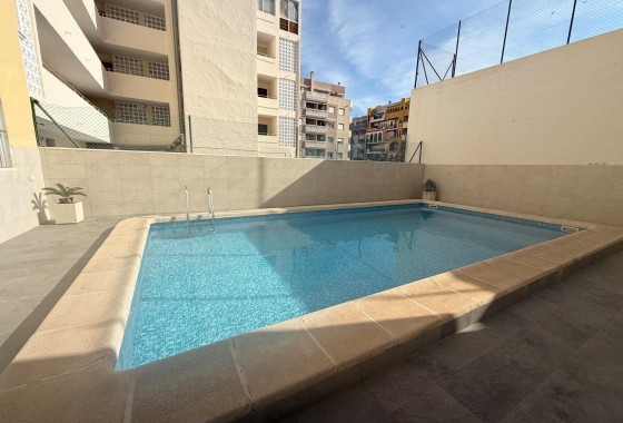 Apartment - Resale - Torrevieja - Playa del cura