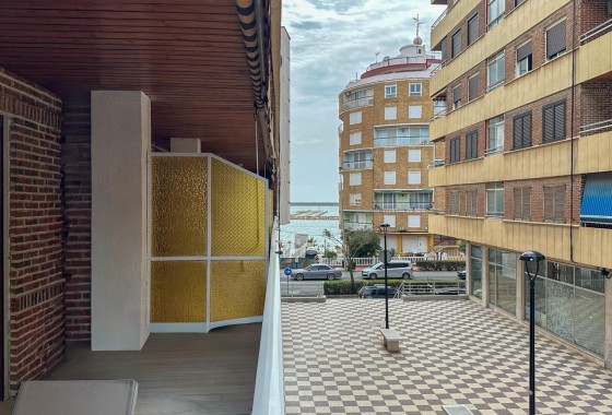 Apartment - Resale - Torrevieja - Playa Los Naufragos