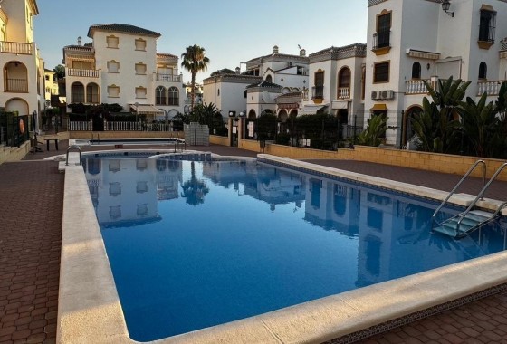 Apartment - Resale - Torrevieja - Torre la mata