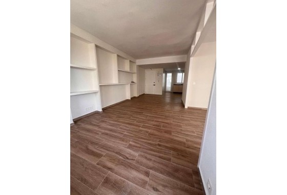 Apartment - Resale - Torrevieja - torrevieja
