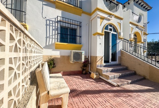 Apartment - Resale - Villamartin - Villamartín