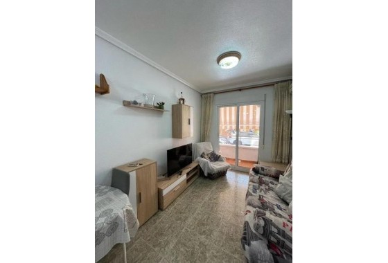 Appartement - Revente - Torrevieja - 123R-66669
