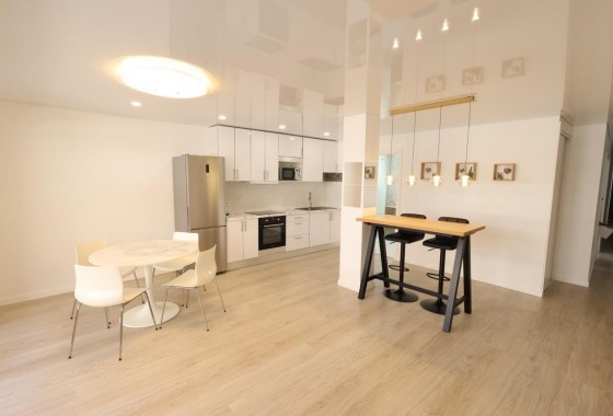 Appartement - Revente - Torrevieja - 123Y-31155