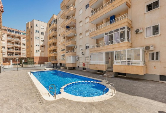 Appartement - Revente - Torrevieja - Estacion de autobuses
