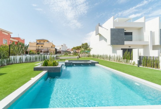 Bungalow - New Build - Torrevieja - 123N-35693