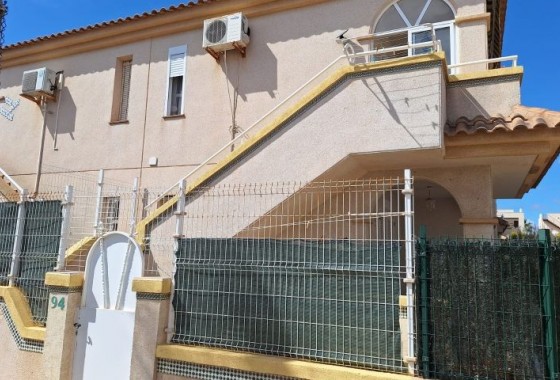 Bungalow - Resale - Torrevieja - 123O-98416