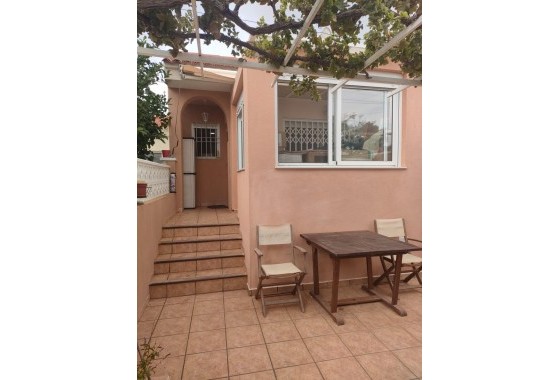 Bungalow - Resale - Torrevieja - 123R-91411