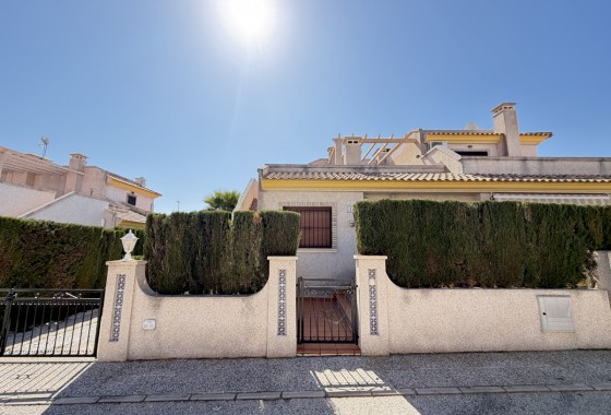 Bungalow - Resale - Villamartin - 123F-92573