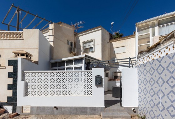 Bungalow - Segunda Mano - Torrevieja - 123I-74929