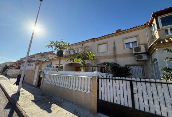 Bungalow - Segunda Mano - Torrevieja - Aguas nuevas 1