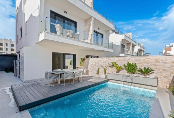 Chalet - Obra nueva - Guardamar del Segura - 123N-84641