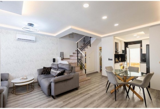 Chalet - Segunda Mano - Orihuela Costa - 123R-13580