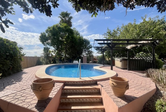 Chalet - Segunda Mano - Orihuela Costa - Orihuela