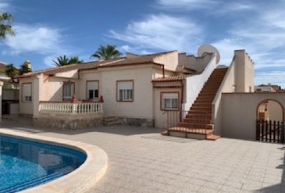 Chalet - Segunda Mano - San Luis, Torrevieja - Inland